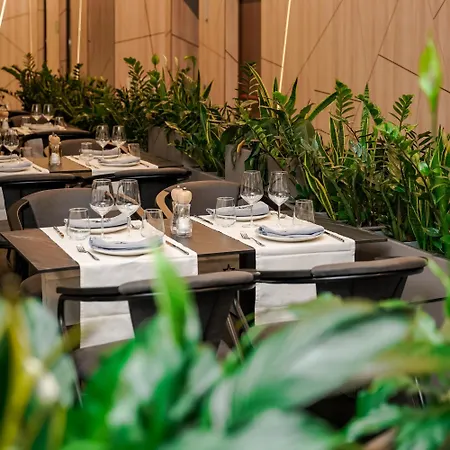 Starlight מלון טיראנה