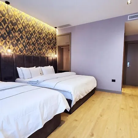 Starlight Hotel Tirana