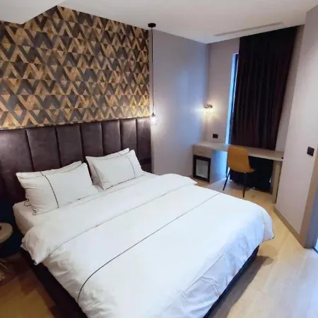 Starlight Отель 4*