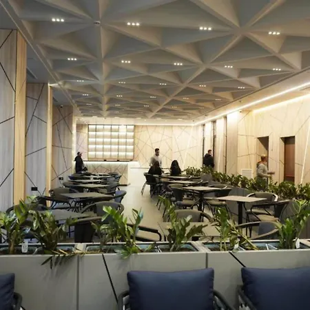 Отель Starlight Тирана