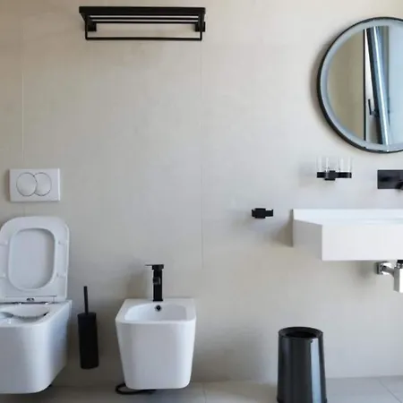 Отель Starlight 4*