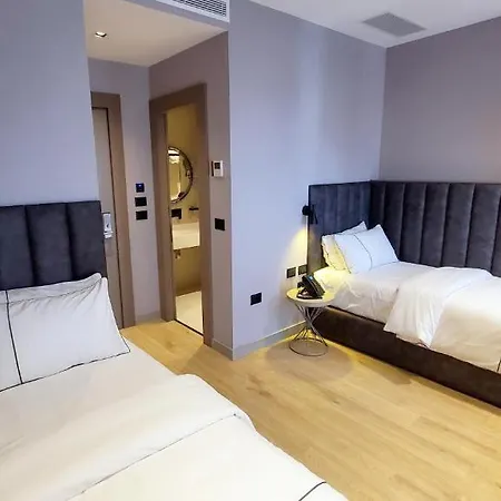 Starlight Отель Тирана