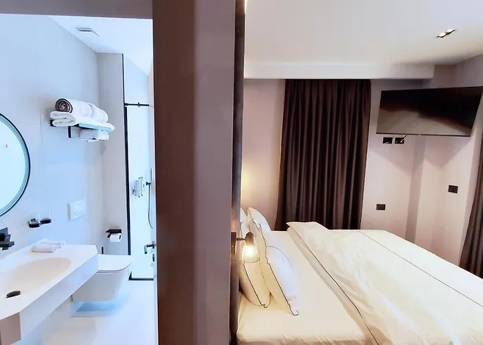 Starlight Hotel Tirana